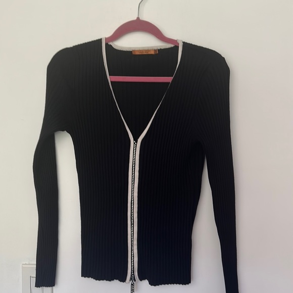 Belldini | Sweaters | Belldini Black Sweater With White Contrast Trim And Rhinestone  Zipper | Poshmark